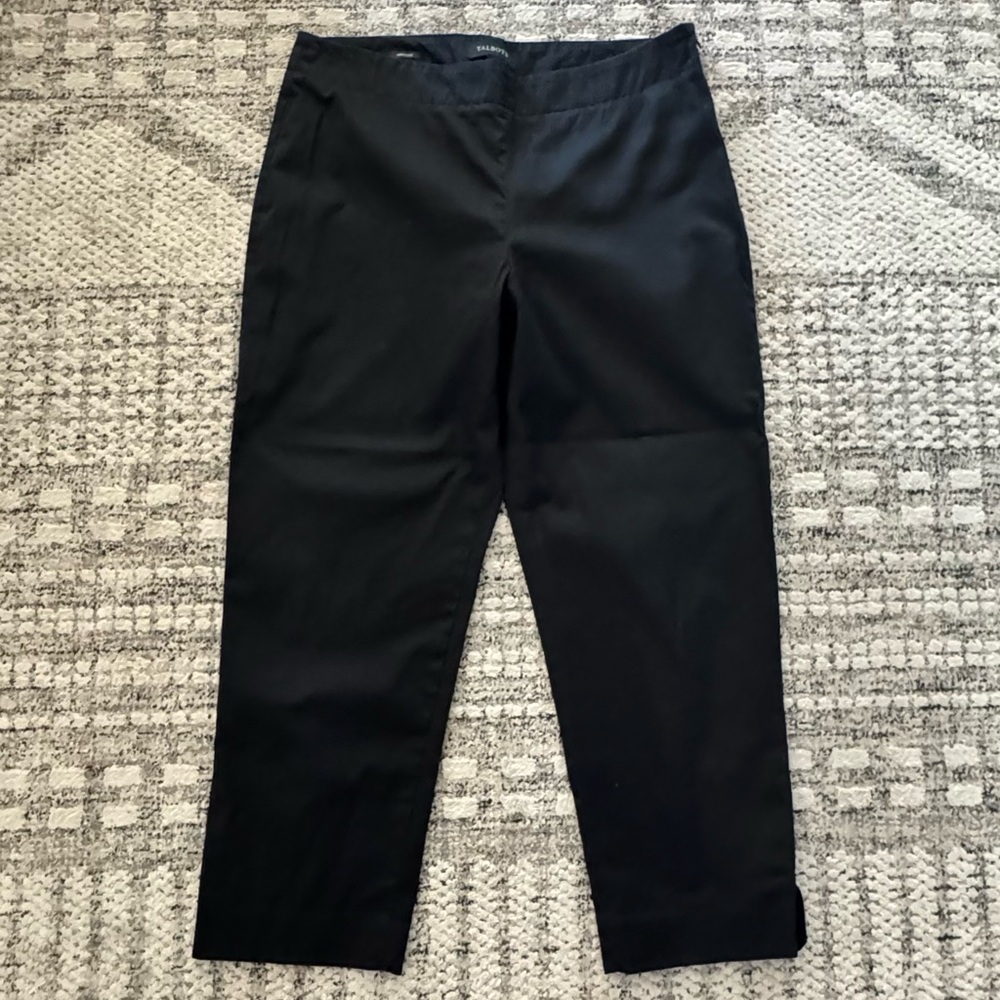 TALBOTS Size 10 Black Cotton/Spandex Side Zip Straight Leg Cropped Pants